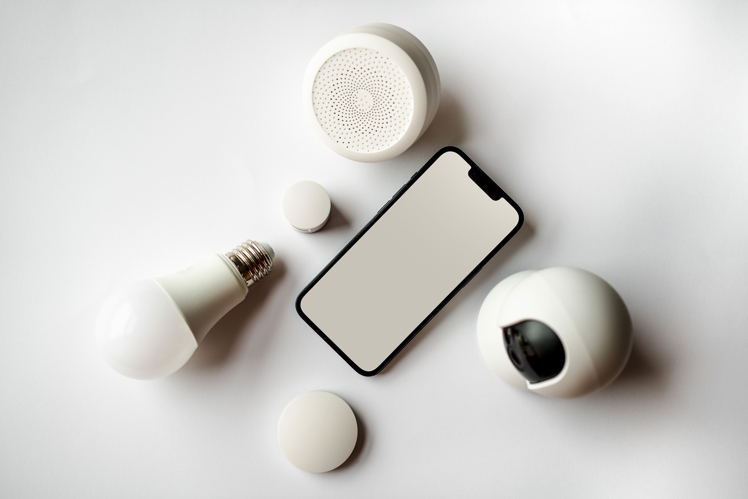 Gadgets inteligentes conectados em ambiente residencial