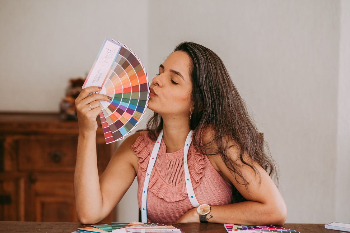 Paletas de Cores Tendência para 2026: Como Usar na Decoração da Sua Casa