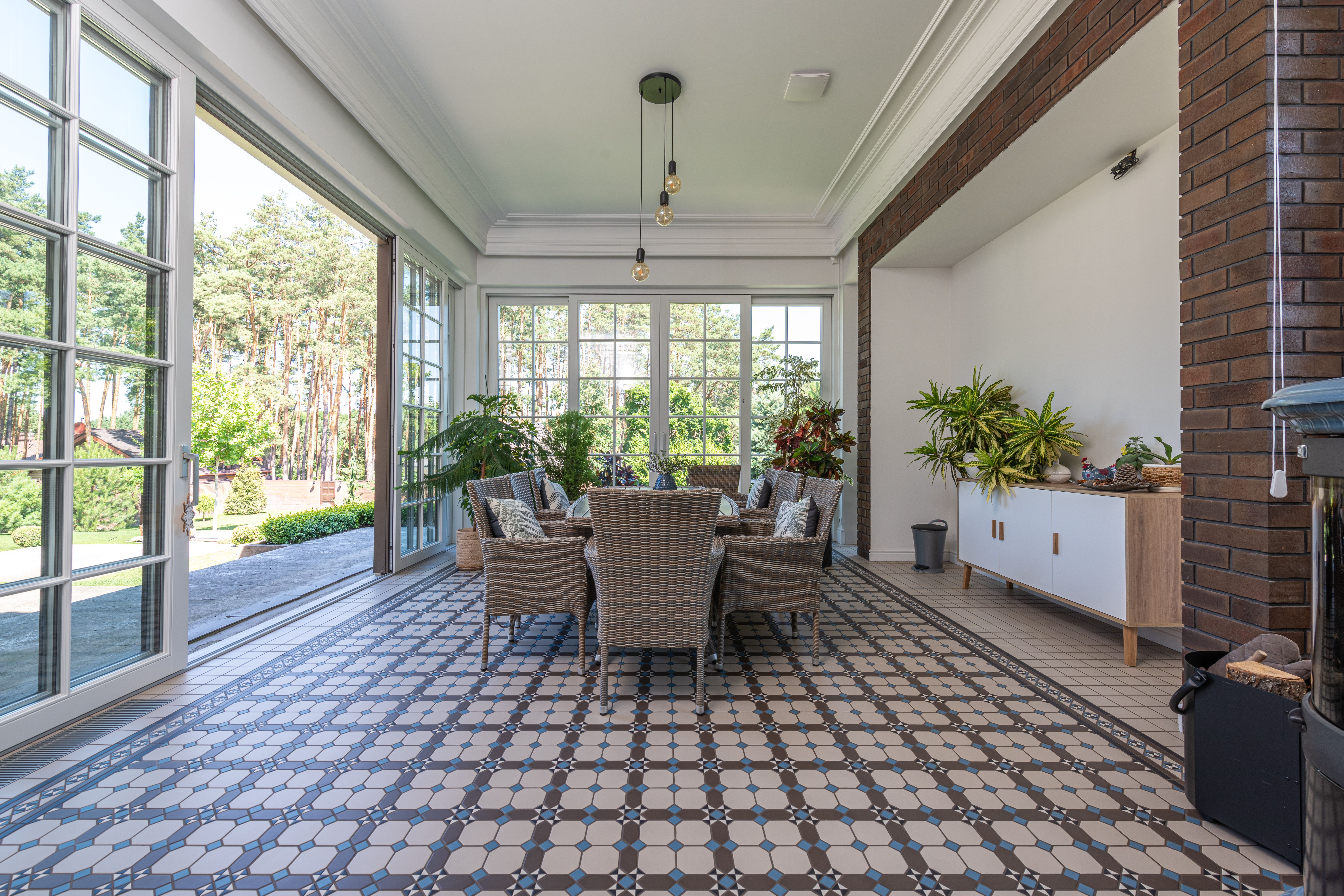 Piso de porcelanato antiderrapante em área externa