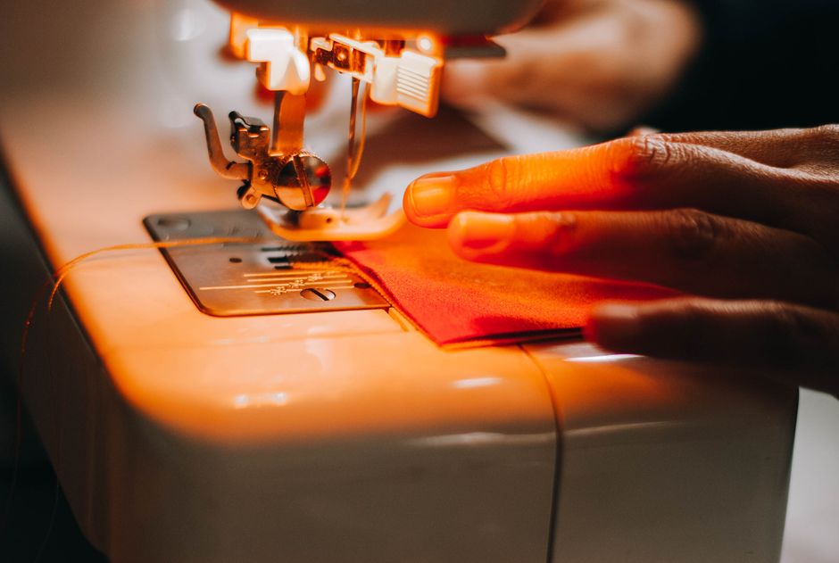 Materiais de costura e tecido para fazer puff DIY
